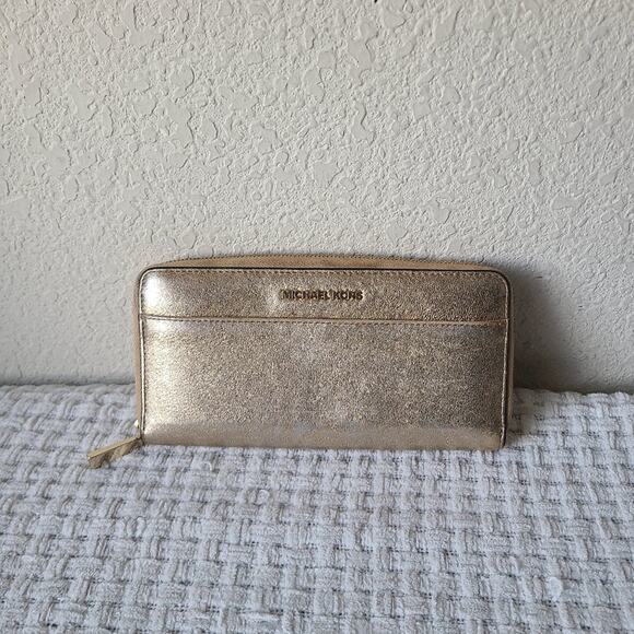 Michael Kors Metallic Gold Zip Around Wallet - Picture 1 of 11